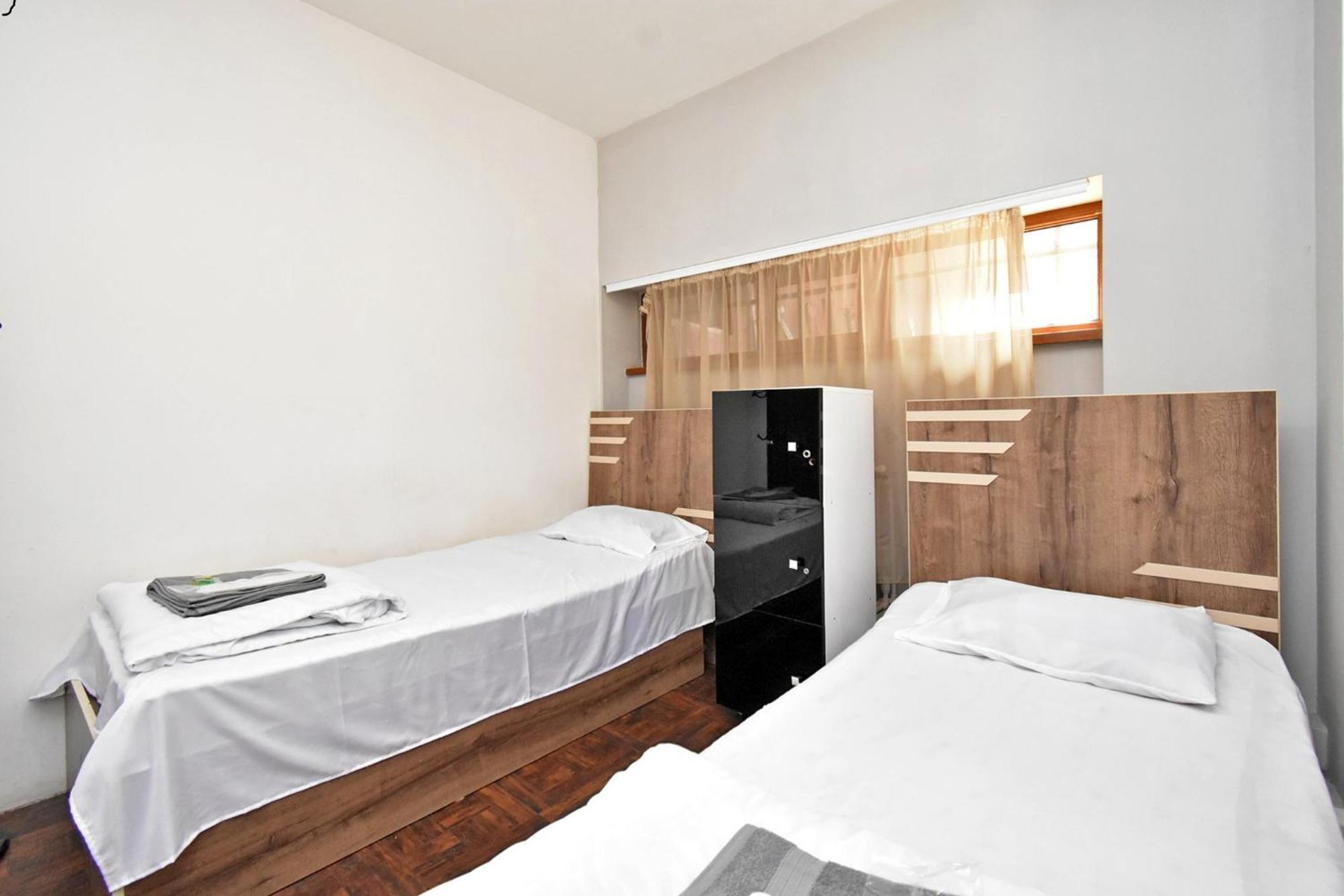 A&S Hotel Erevan Esterno foto